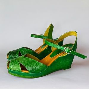 1940s Style Green Tooled Leather Wedge Sandals by Marlene